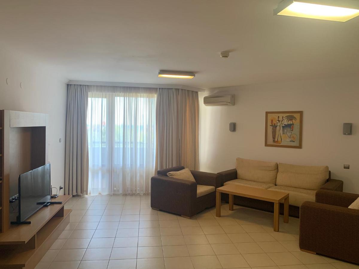 Kalina Private Apartments In Emerald Resort, Ravda Exterior photo